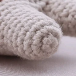 Sale La compagnie de la peluche Peluche crochet girafe timide