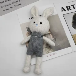 New La compagnie de la peluche Peluche crochet lapin doux enfant câlin univers tendre