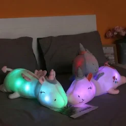 La compagnie de la peluche Peluche licorne blanche veilleuse lumineuse et magique
